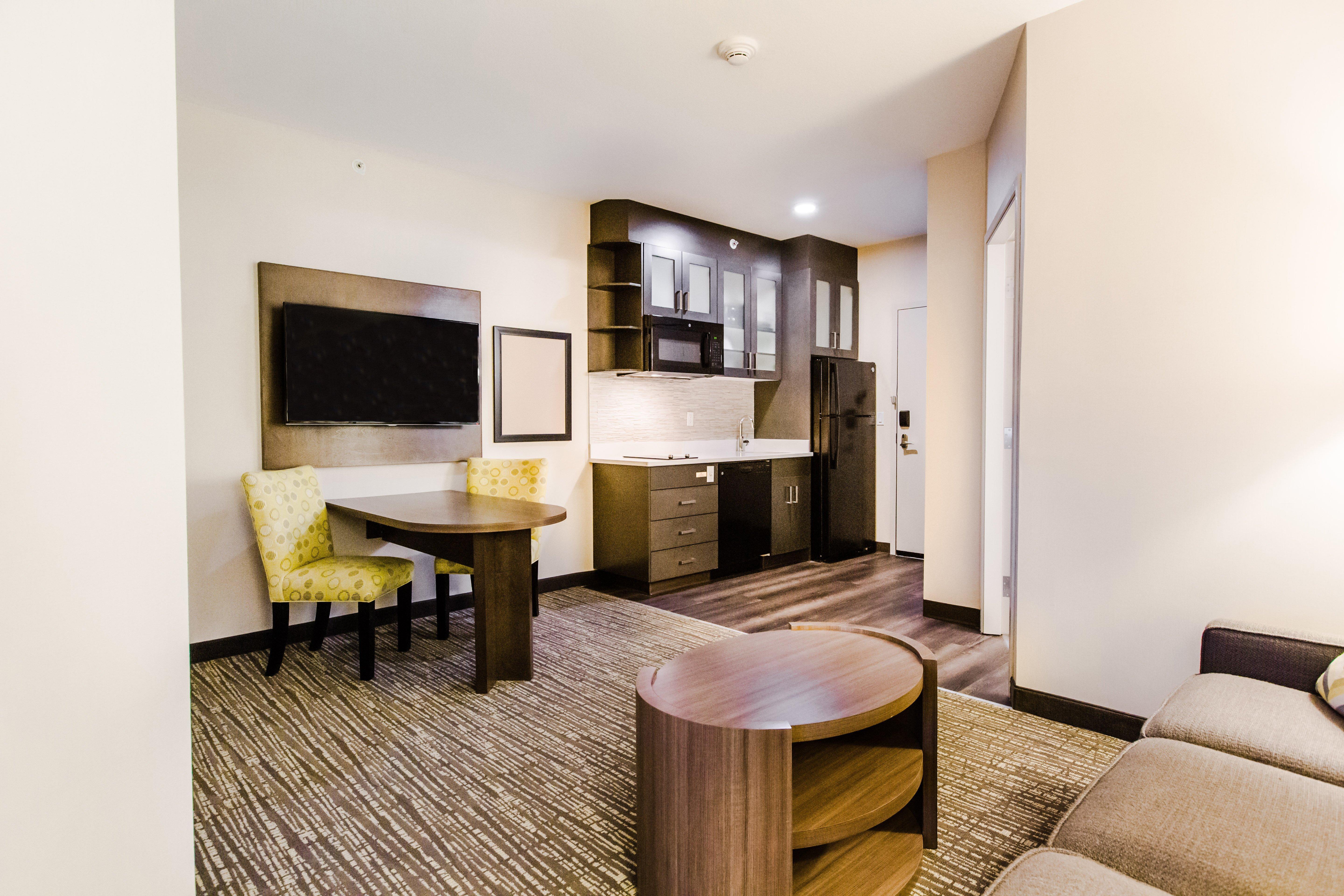 Candlewood Suites West Edmonton - Mall Area By Ihg Экстерьер фото