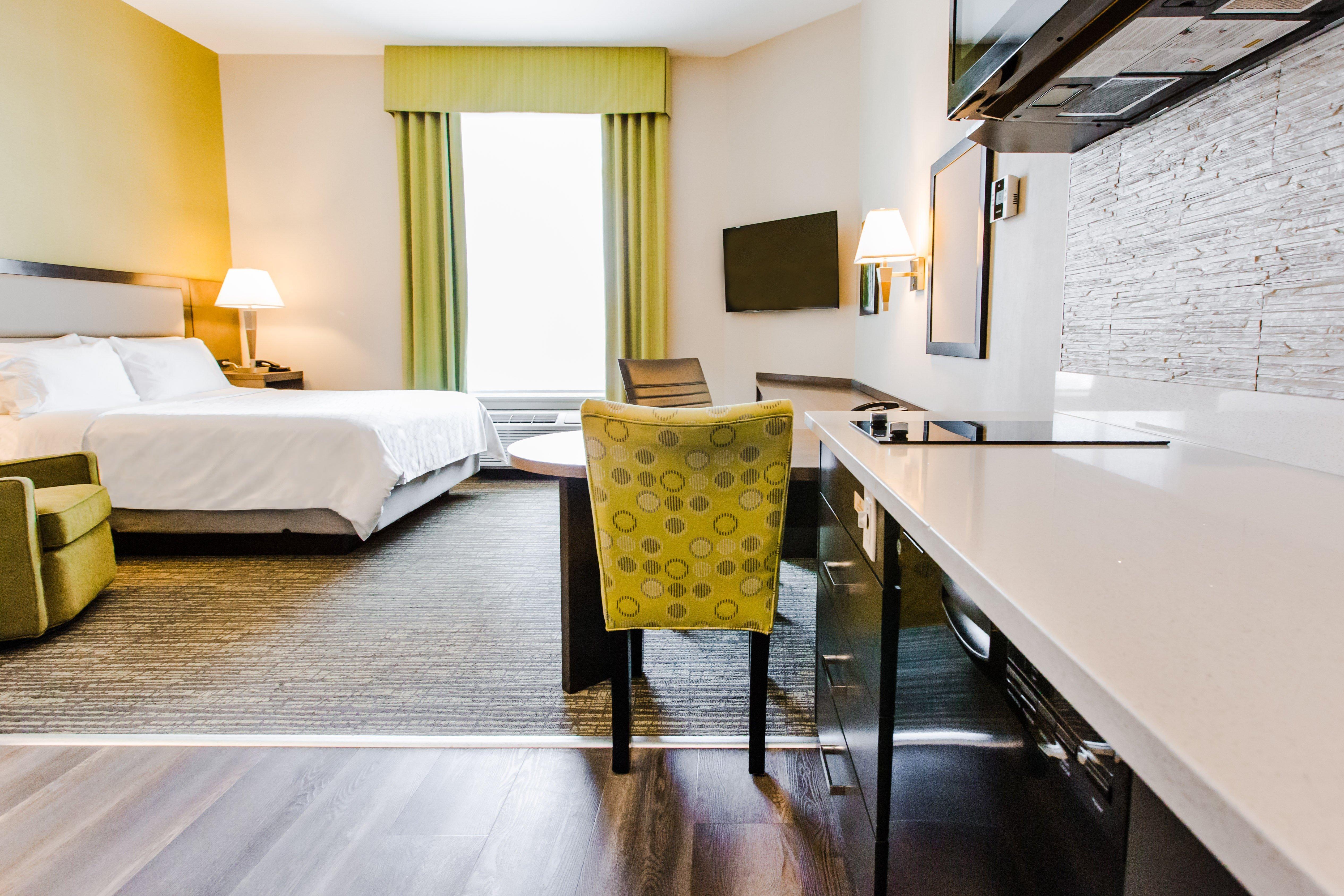 Candlewood Suites West Edmonton - Mall Area By Ihg Экстерьер фото