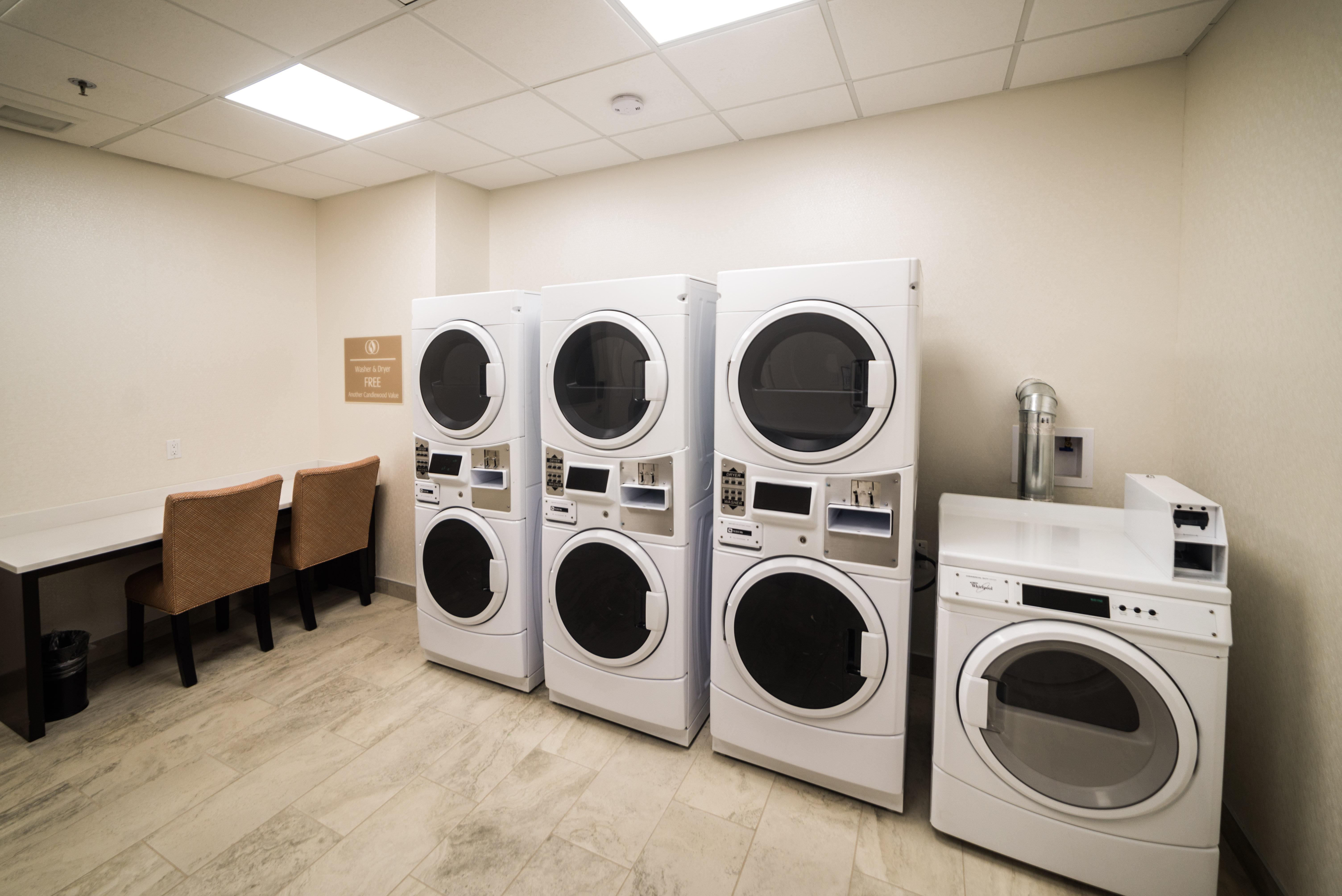 Candlewood Suites West Edmonton - Mall Area By Ihg Экстерьер фото