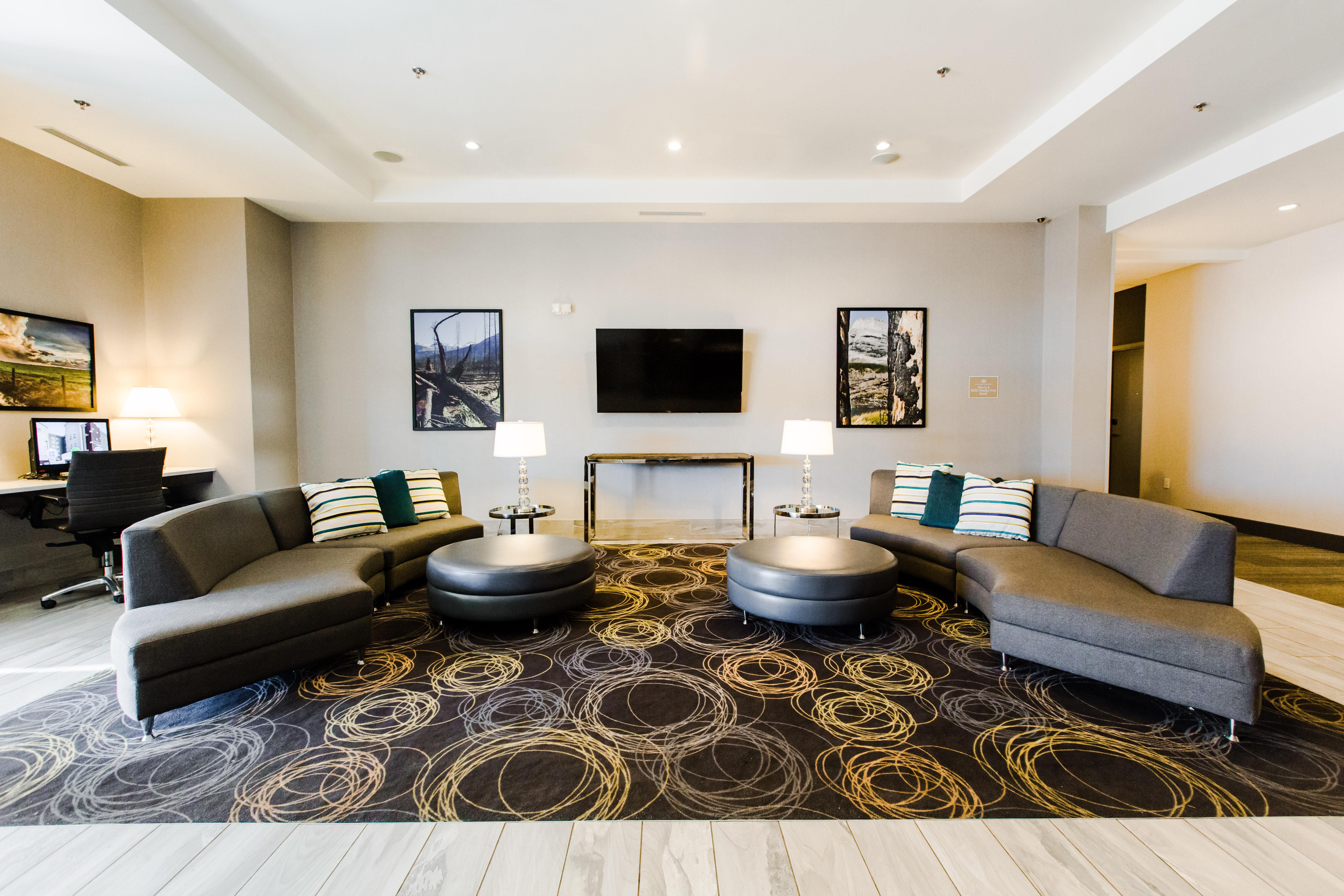 Candlewood Suites West Edmonton - Mall Area By Ihg Экстерьер фото
